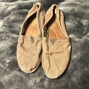 Toms slip on shoes